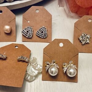 Elegant Pearl and Crystal Earrings Set